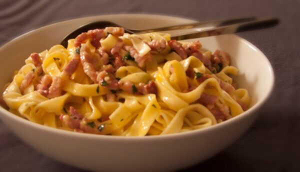 Tagliatelles à la carbonara